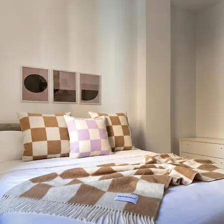 Homeby - Casa Accademia ボローニャ